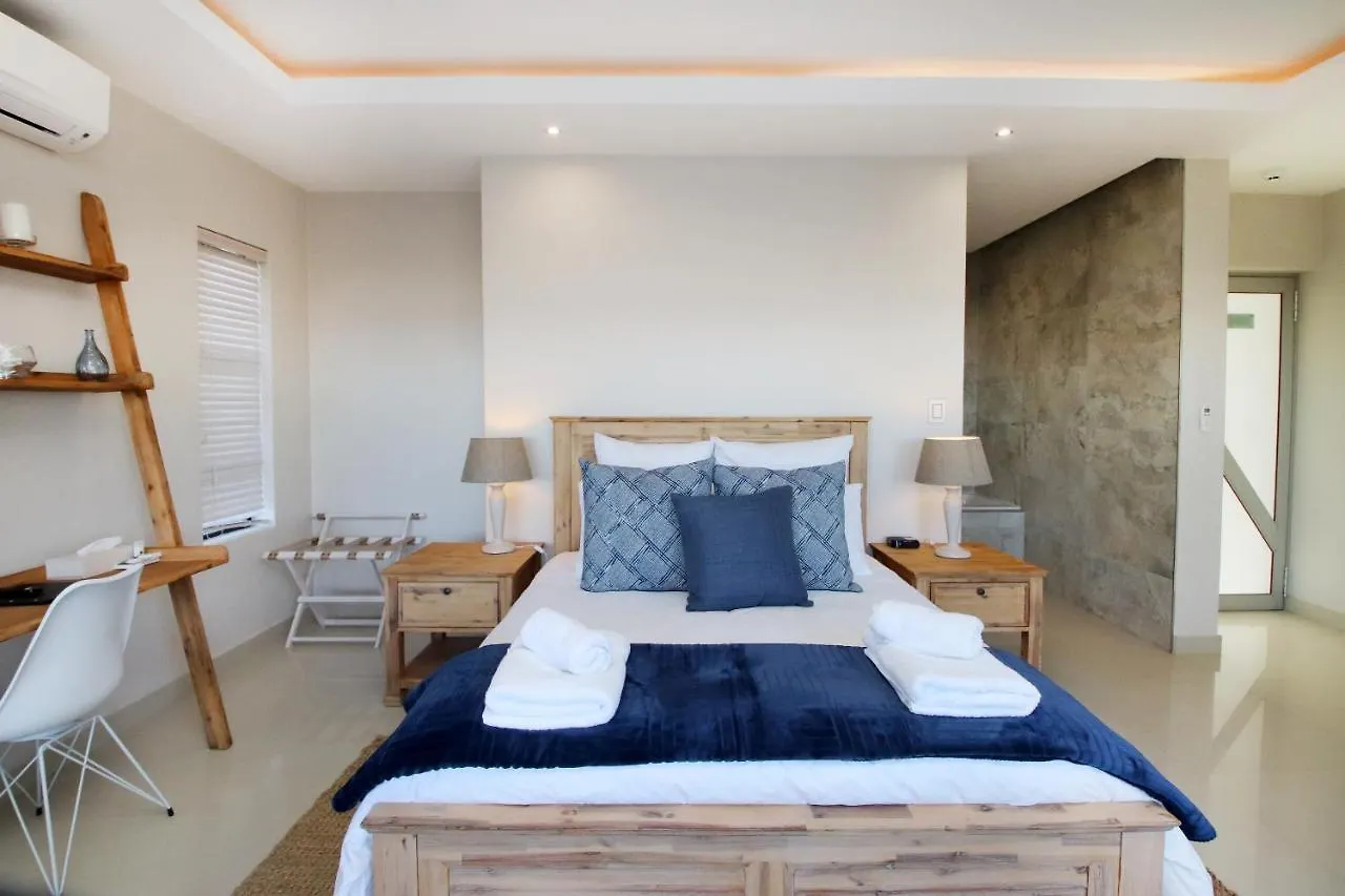 C' La Vie Luxury Accommodation Melkbosstrand 4*,