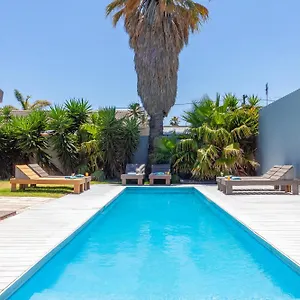 Guest house Bloubergstrandlodge, Bloubergstrand