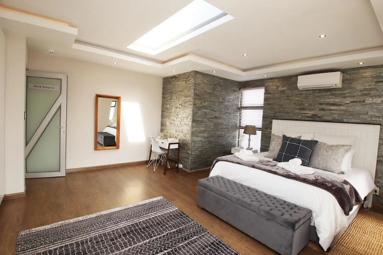 C' La Vie Luxury Accommodation Melkbosstrand 4*,  South Africa