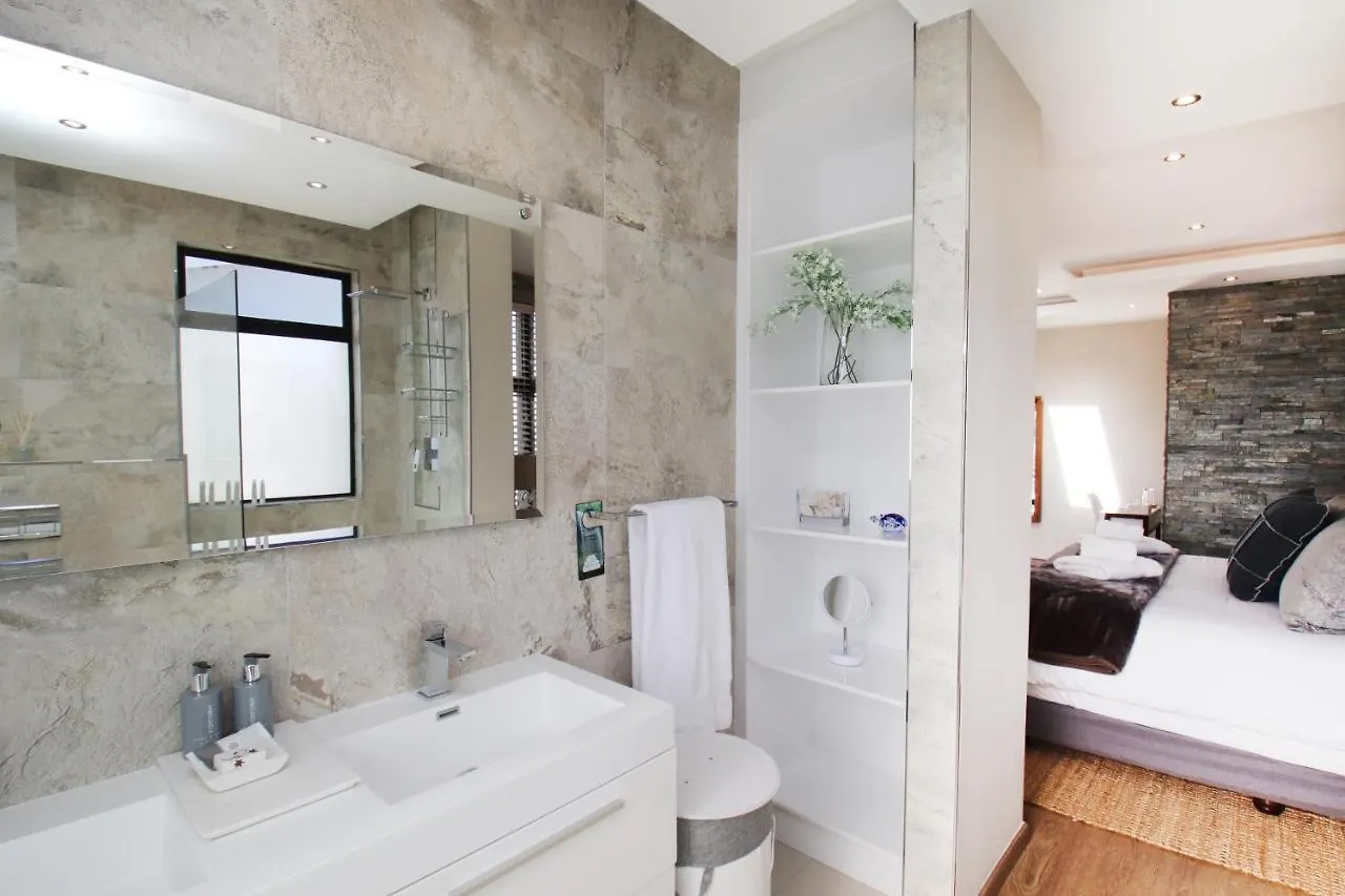 C' La Vie Luxury Accommodation Melkbosstrand