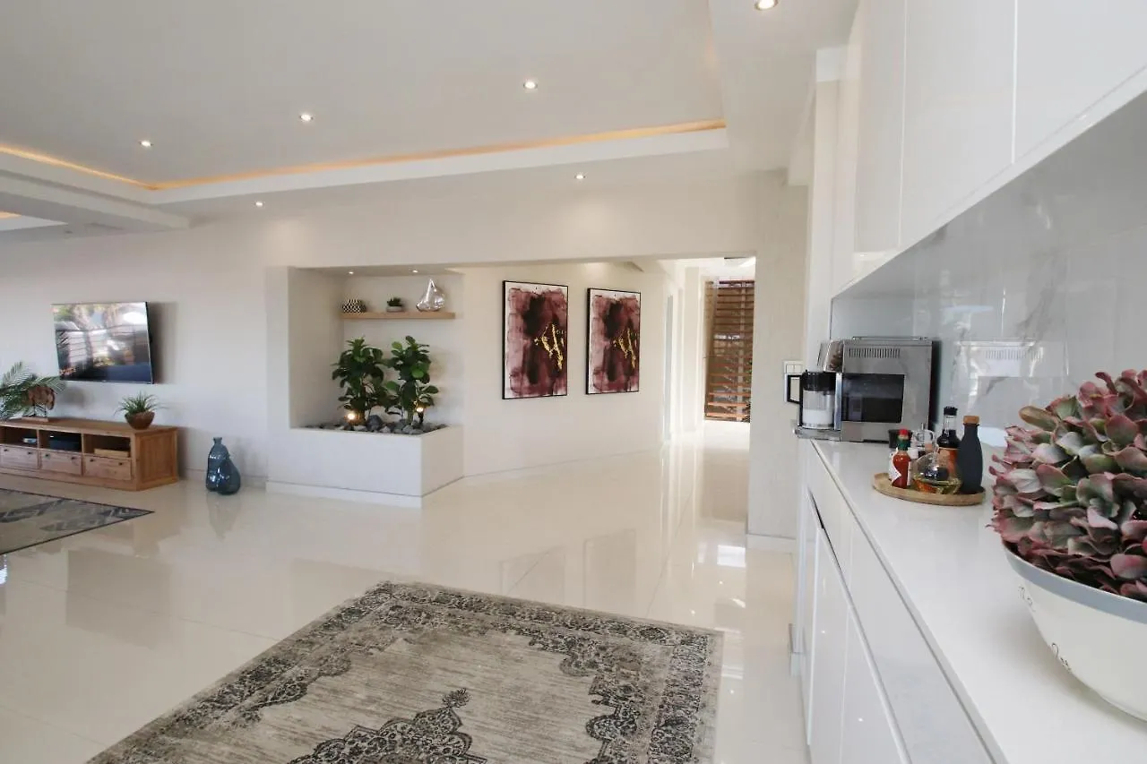 C' La Vie Luxury Accommodation Melkbosstrand